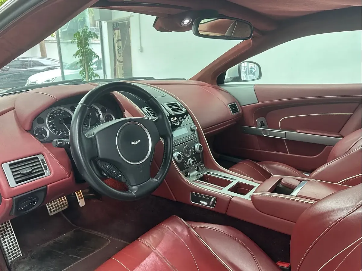 2013 Aston Martin DB9 6.0L 517HP V12 6AT,autocango,china used car exporter,china ev exporter,chinese used car exporter,chinese used ev exporter