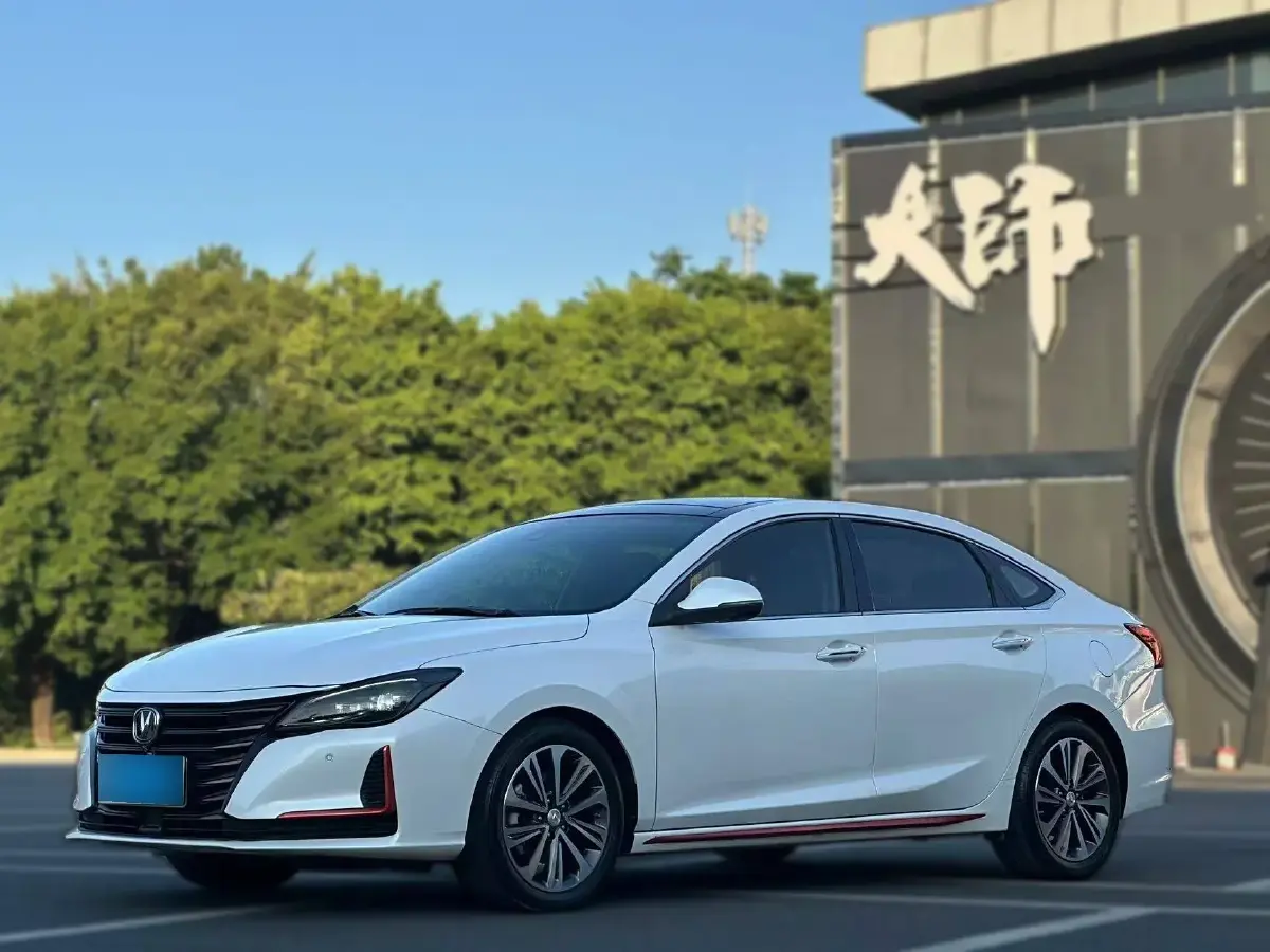 2021 ChangAn Raeton CC 1.5T 180HP L4 7DCT