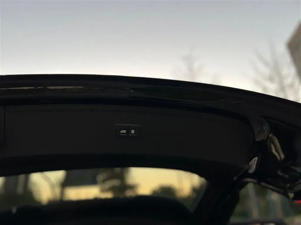 2018 Audi Q5L 2.0T 190HP L4 7DCT,autocango,china used car exporter,china ev exporter,chinese used car exporter,chinese used ev exporter