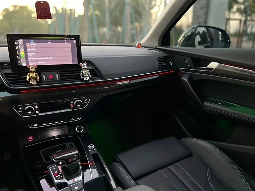 2018 Audi Q5L 2.0T 190HP L4 7DCT,autocango,china used car exporter,china ev exporter,chinese used car exporter,chinese used ev exporter