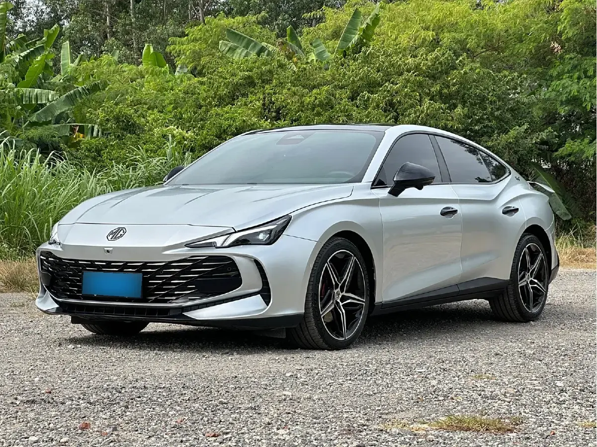2023 MG 7 2.0T 261HP L4 9AT
