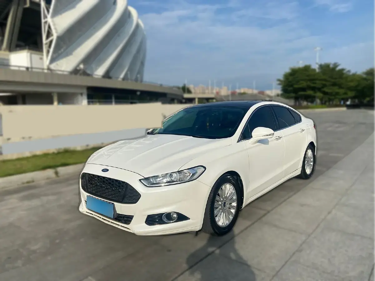 2013 Ford Mondeo 2.0T 203HP L4 6AT