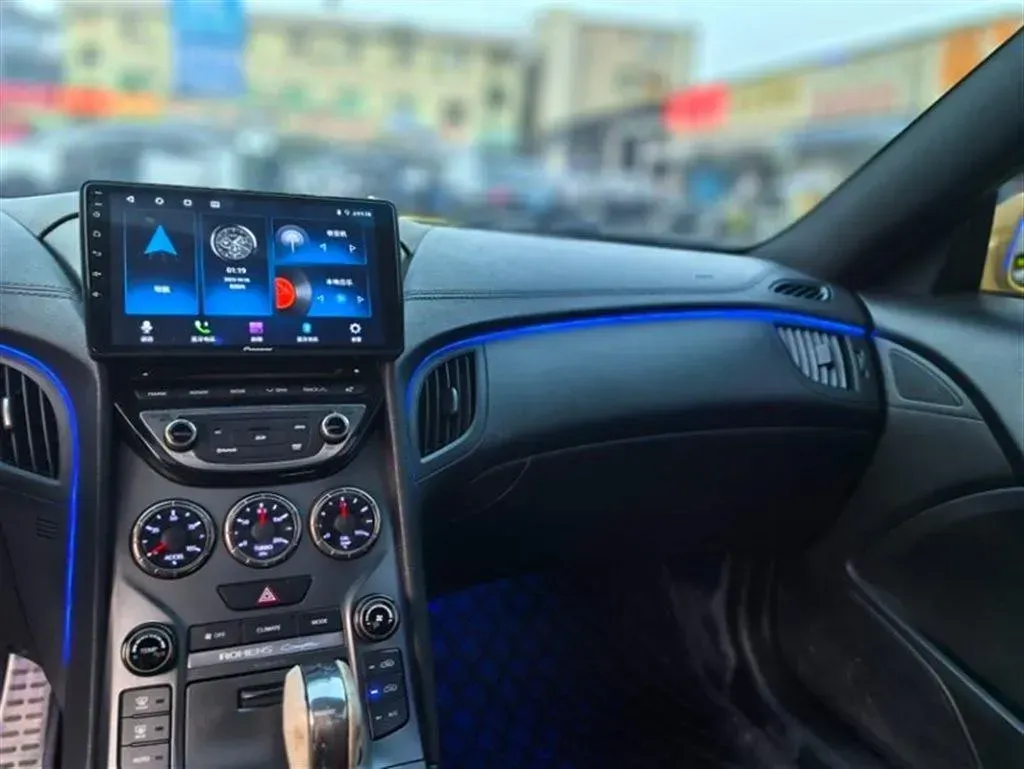 2012 Hyundai Rohens-Coupe 2.0T 260HP L4 8AT,autocango,china used car exporter,china ev exporter,chinese used car exporter,chinese used ev exporter