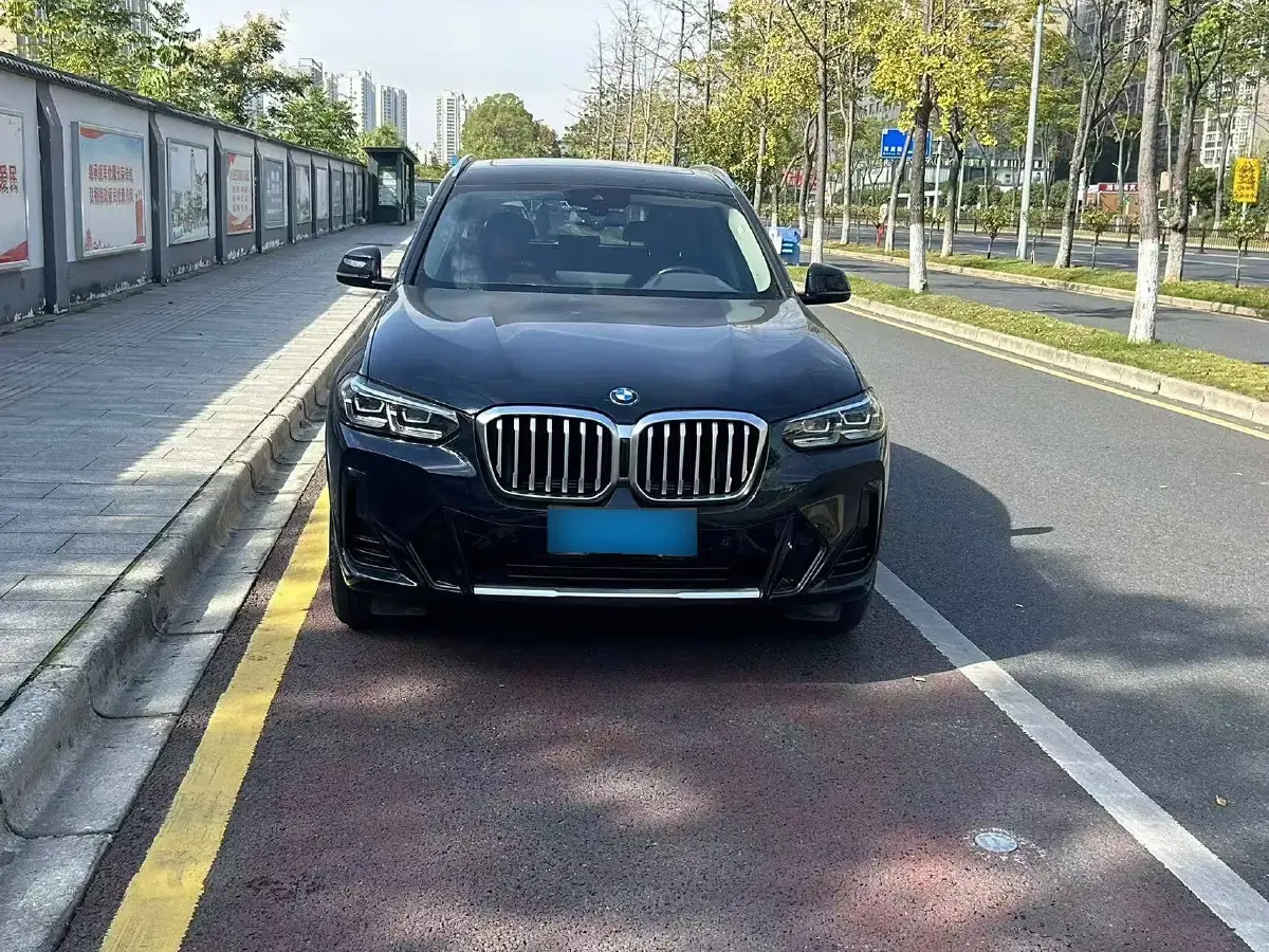 2022 BMW X3 2.0T 184HP L4 8AT