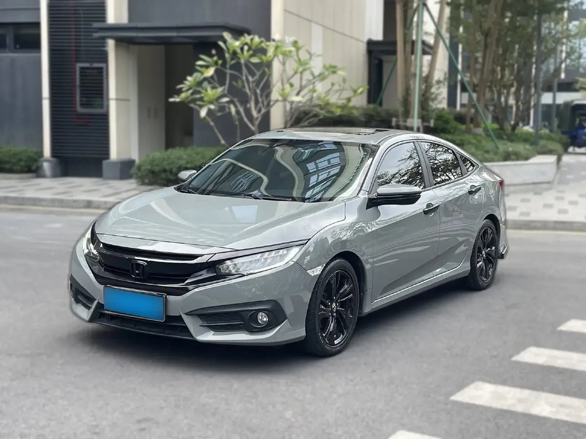 2016 Honda Civic 1.5T 177HP L4 CVT