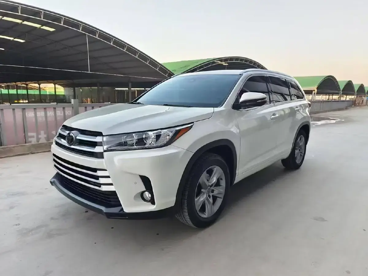 2018 Toyota Highlander 2.0T 220HP L4 6AT