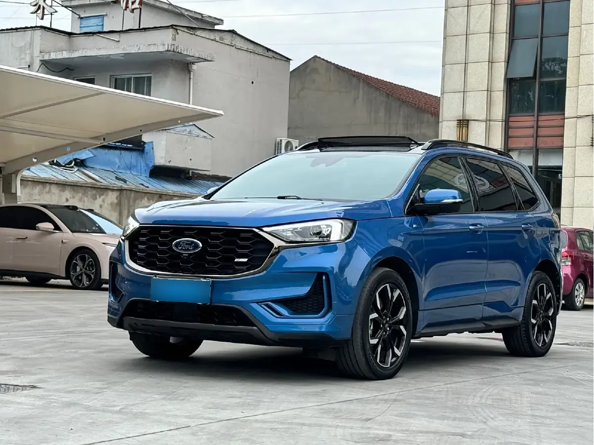 2021 Ford Edge 2.0T 245HP L4 8AT