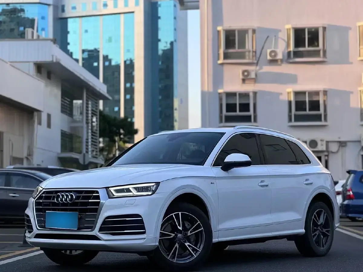 2018 Audi Q5L 2.0T 190HP L4 7DCT