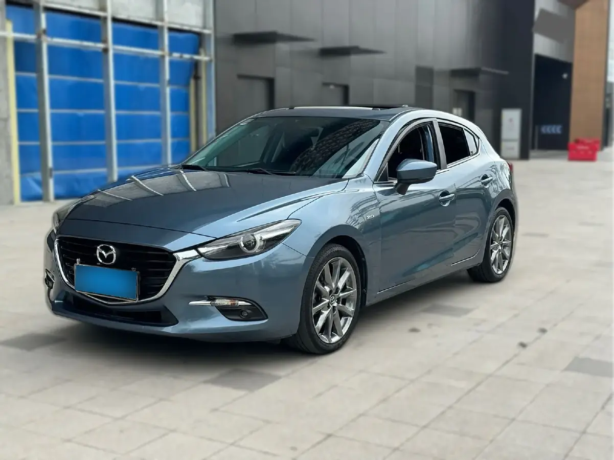 2017 Mazda 3 Axela 2.0L 158HP L4 6AT