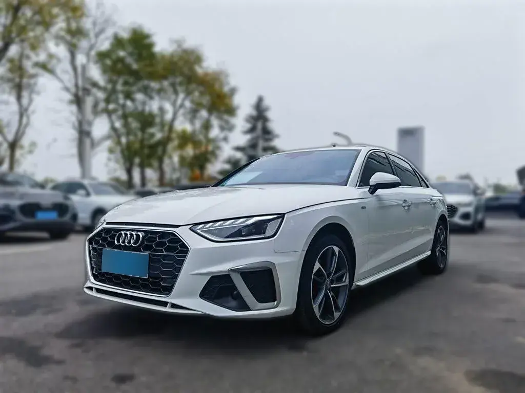 2020 Audi A4L 2.0T 190HP L4 7DCT