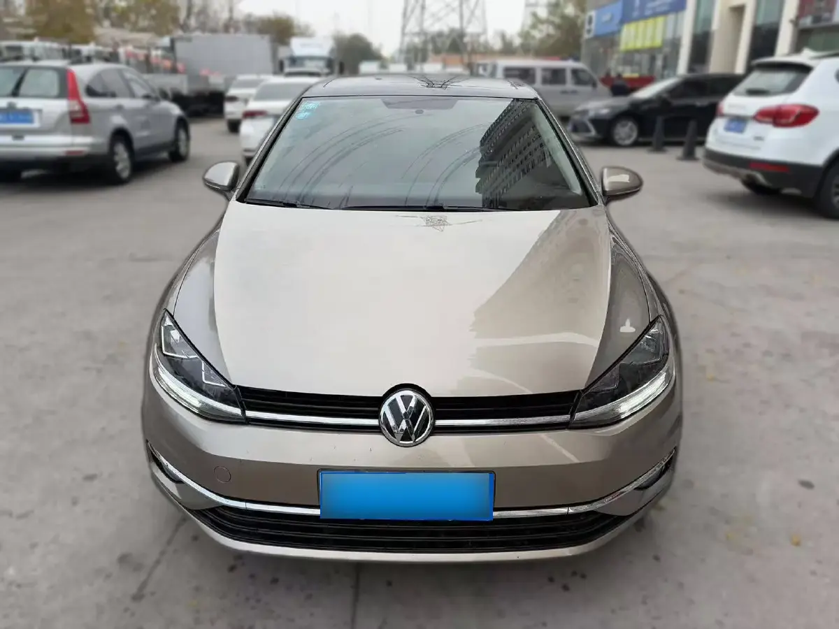 2018 Volkswagen Golf 1.6L 110HP L4 6AT