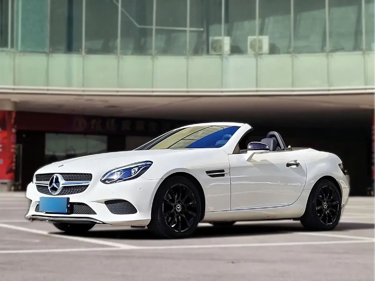 2016 Mercedes-Benz SLC Class 2.0T 184HP L4 9AT
