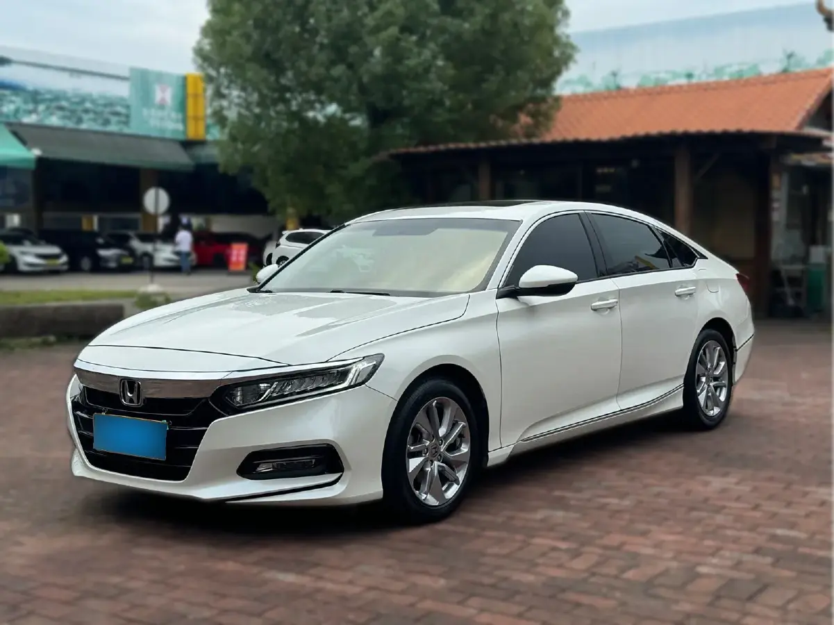 2018 Honda Accord 1.5T 194HP L4 CVT