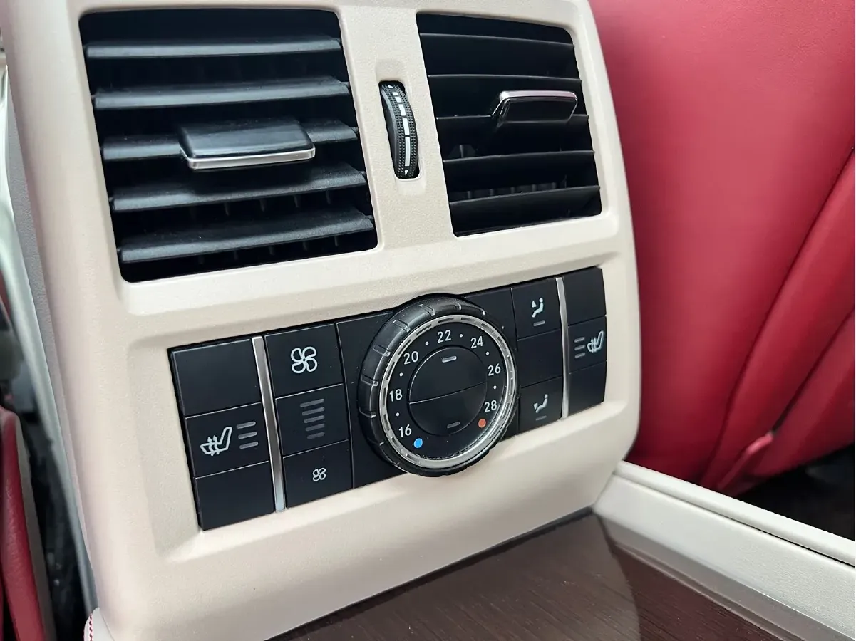 2021 BeiJing BJ90 4.0T 422HP V8 9AT,autocango,china used car exporter,china ev exporter,chinese used car exporter,chinese used ev exporter