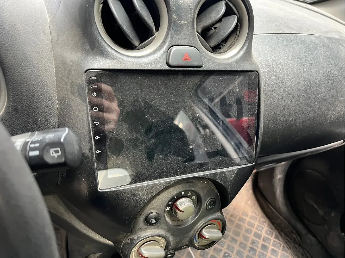 2010 Nissan March 1.5L 107HP L4 5MT,autocango,china used car exporter,china ev exporter,chinese used car exporter,chinese used ev exporter