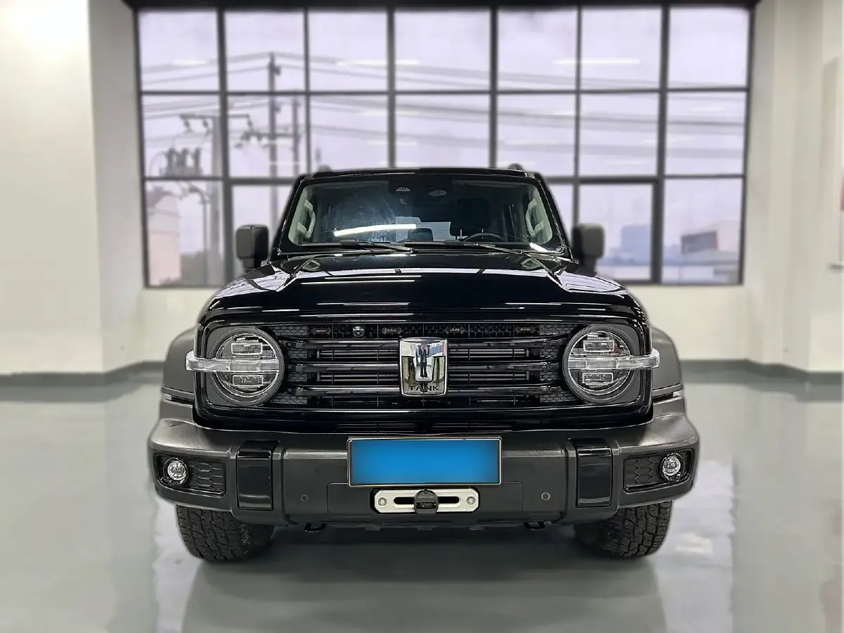 2021 Tank 300 2.0T 227HP L4 8AT