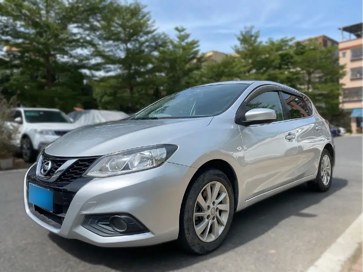 2016 Nissan Tiida 1.6L 126HP L4 CVT