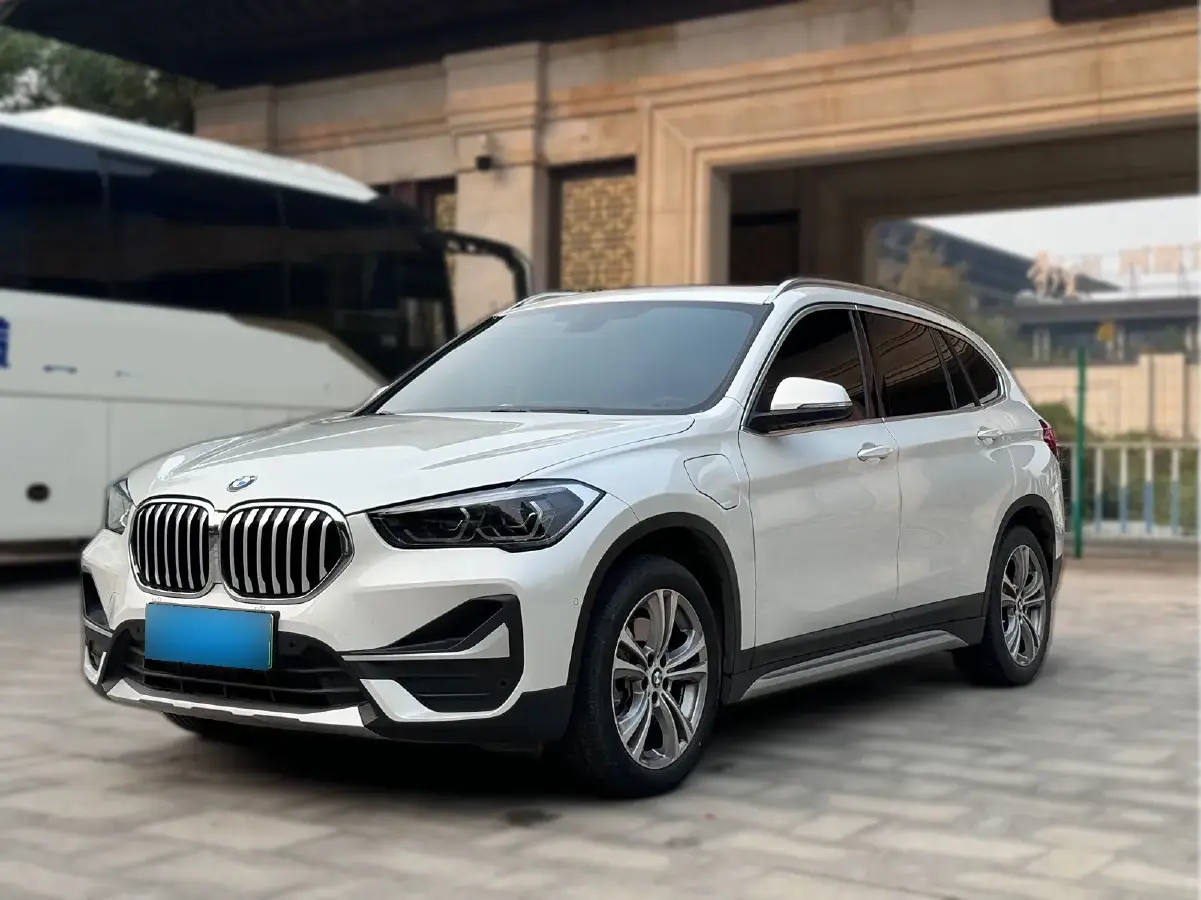 2020 BMW X1 1.5T 136HP L3 6AT PHEV