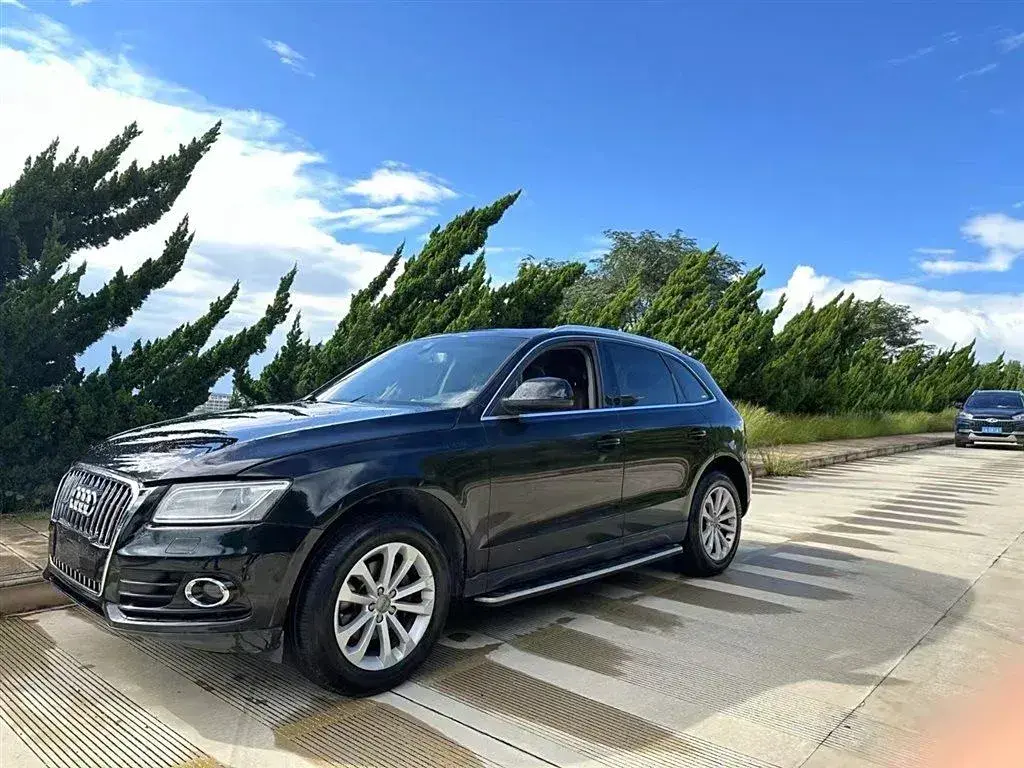 2013 Audi Q5 2.0T 211HP L4 8AT