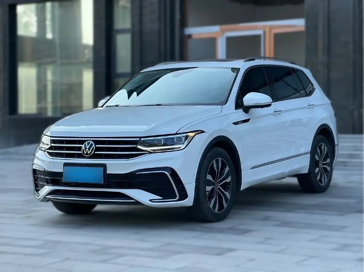 2022 Volkswagen Tiguan L 2.0T 186HP L4 7DCT
