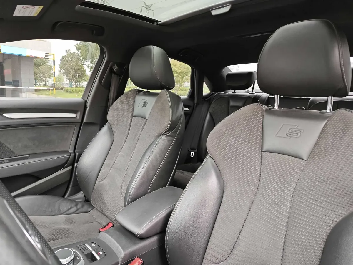 2017 Audi S3 2.0T 290HP L4 7DCT,autocango,china used car exporter,china ev exporter,chinese used car exporter,chinese used ev exporter