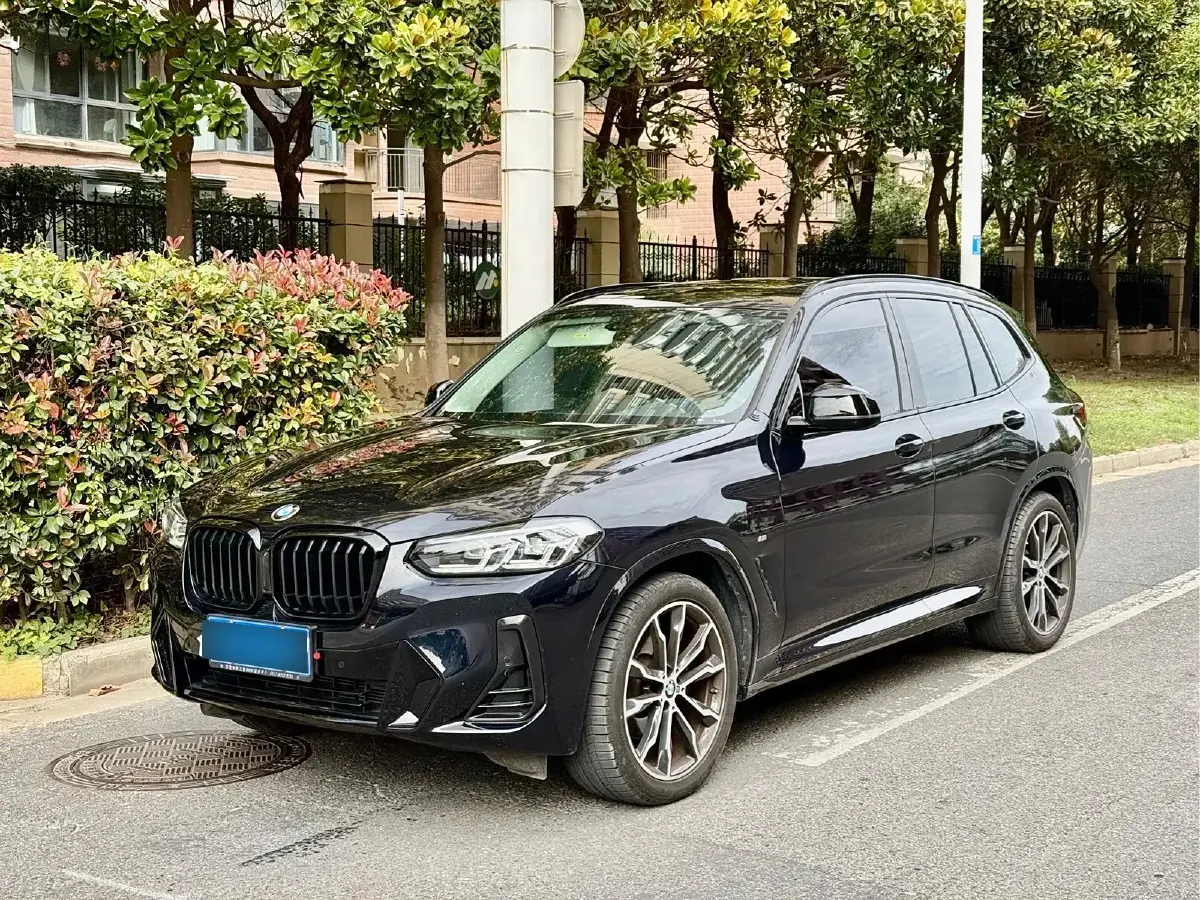 2022 BMW X3 2.0T 252HP L4 8AT