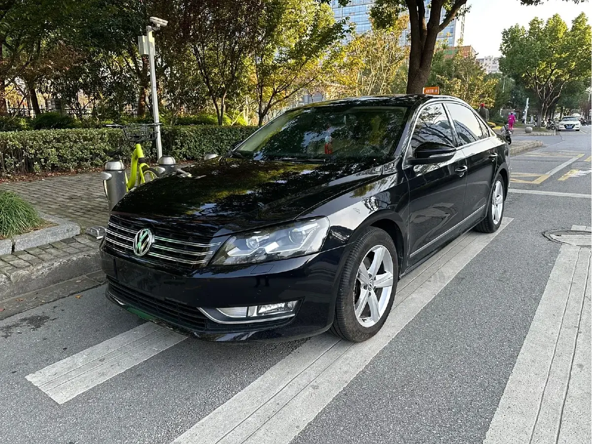 2013 Volkswagen Passat 1.8T 160HP L4 7DCT