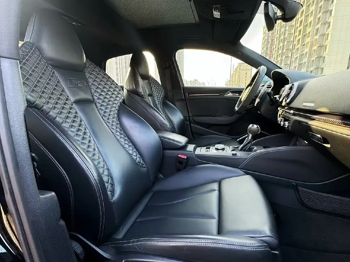 2017 Audi RS 3 2.5T 400HP L5 7DCT,autocango,china used car exporter,china ev exporter,chinese used car exporter,chinese used ev exporter