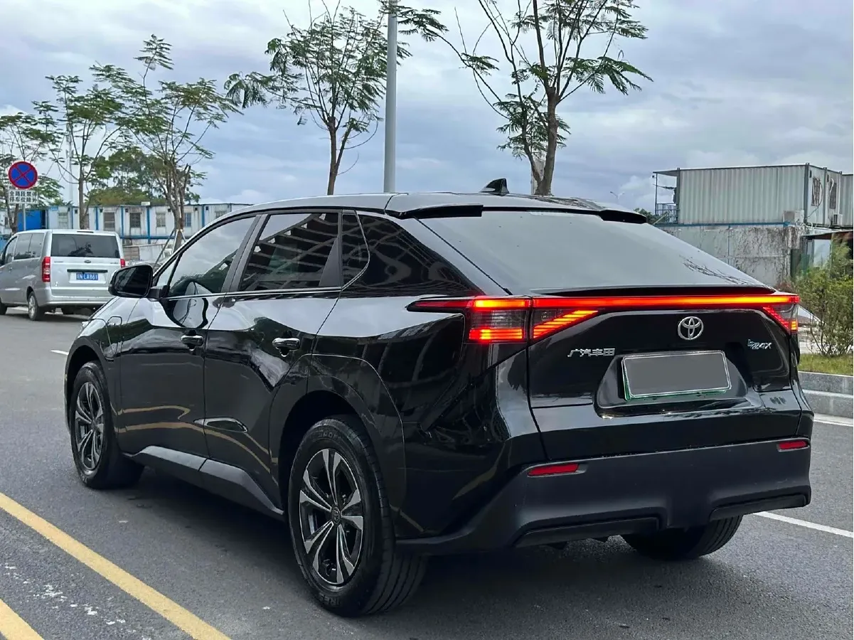 2024 Toyota BZ4X BEV 66.7KWH,autocango,china used car exporter,china ev exporter,chinese used car exporter,chinese used ev exporter