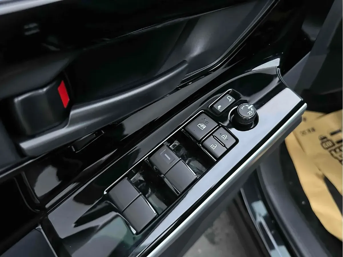 2024 Toyota BZ4X BEV 66.7KWH,autocango,china used car exporter,china ev exporter,chinese used car exporter,chinese used ev exporter