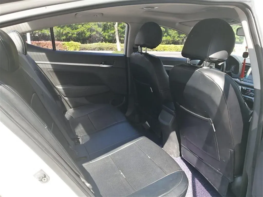 2016 Hyundai Elantra 1.6L 130HP L4 6AT,autocango,china used car exporter,china ev exporter,chinese used car exporter,chinese used ev exporter