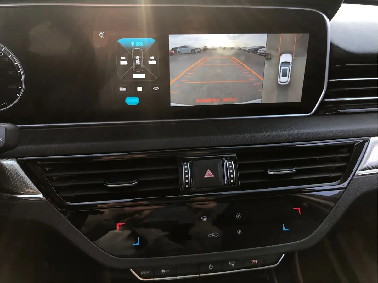 2019 HongQi HS5 2.0T 224HP L4 6AT,autocango,china used car exporter,china ev exporter,chinese used car exporter,chinese used ev exporter