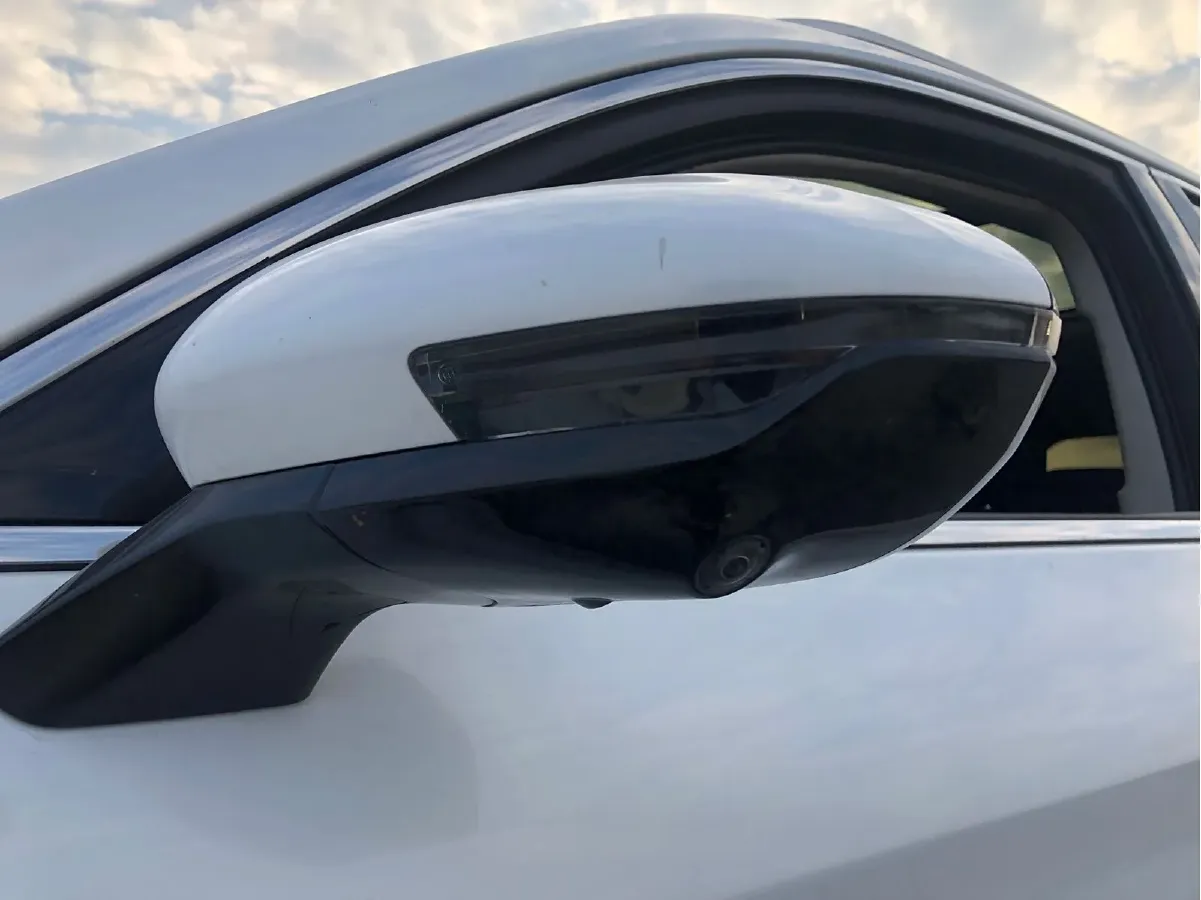 2019 HongQi HS5 2.0T 224HP L4 6AT,autocango,china used car exporter,china ev exporter,chinese used car exporter,chinese used ev exporter