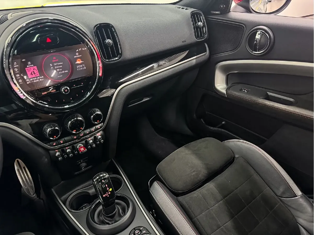 2022 MINI JCW COUNTRYMAN 2.0T 272HP L4 8AT,autocango,china used car exporter,china ev exporter,chinese used car exporter,chinese used ev exporter