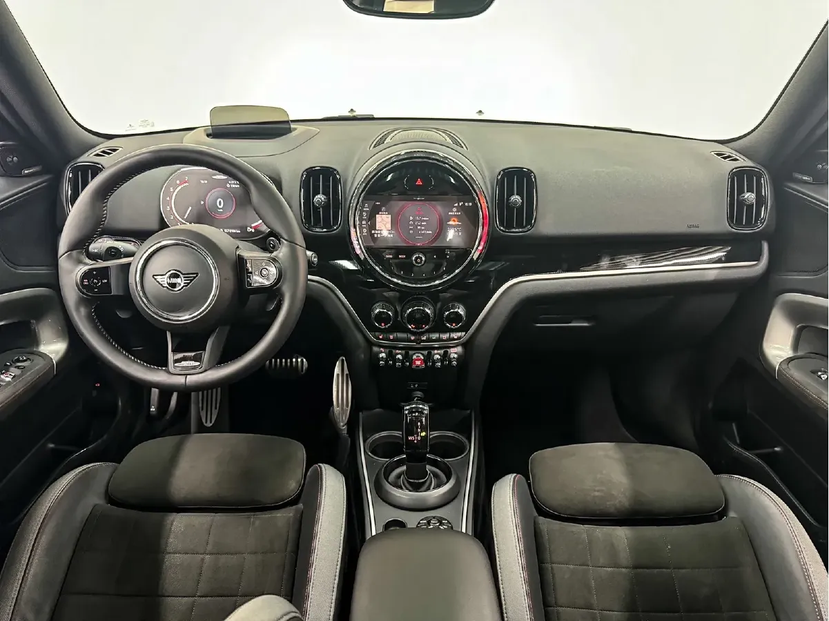 2022 MINI JCW COUNTRYMAN 2.0T 272HP L4 8AT,autocango,china used car exporter,china ev exporter,chinese used car exporter,chinese used ev exporter