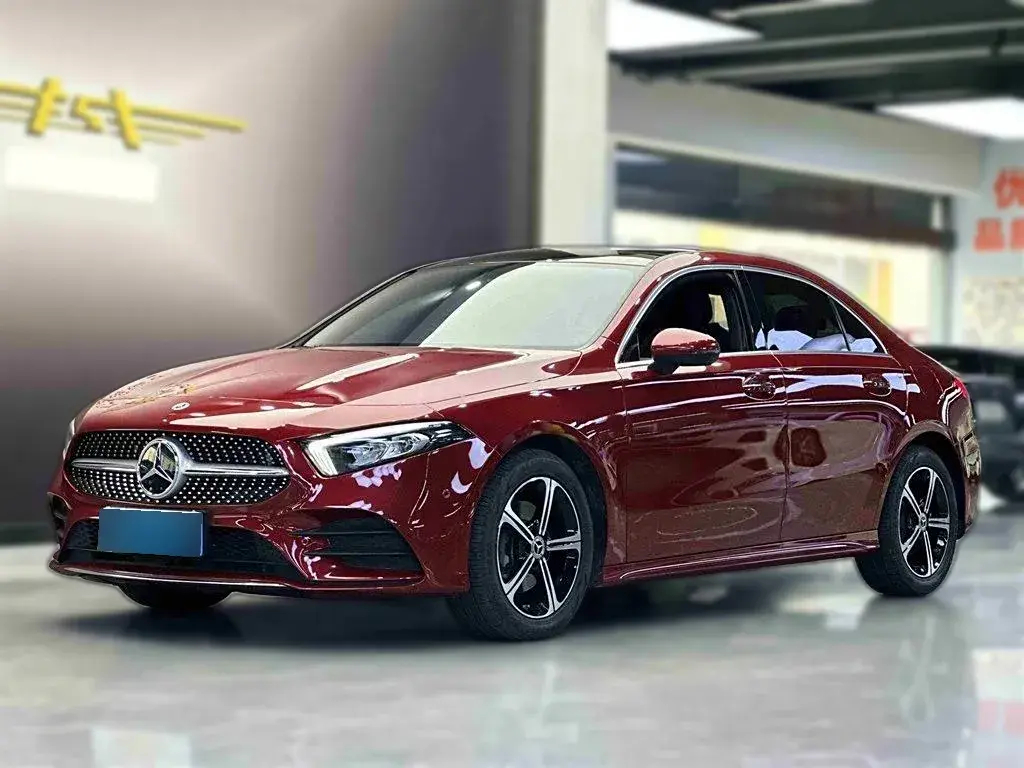 2022 Mercedes-Benz A Class 1.3T 163HP L4 7DCT