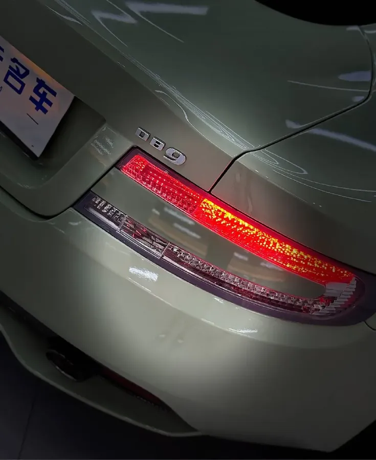 2013 Aston Martin DB9 6.0L 517HP V12 6AT,autocango,china used car exporter,china ev exporter,chinese used car exporter,chinese used ev exporter