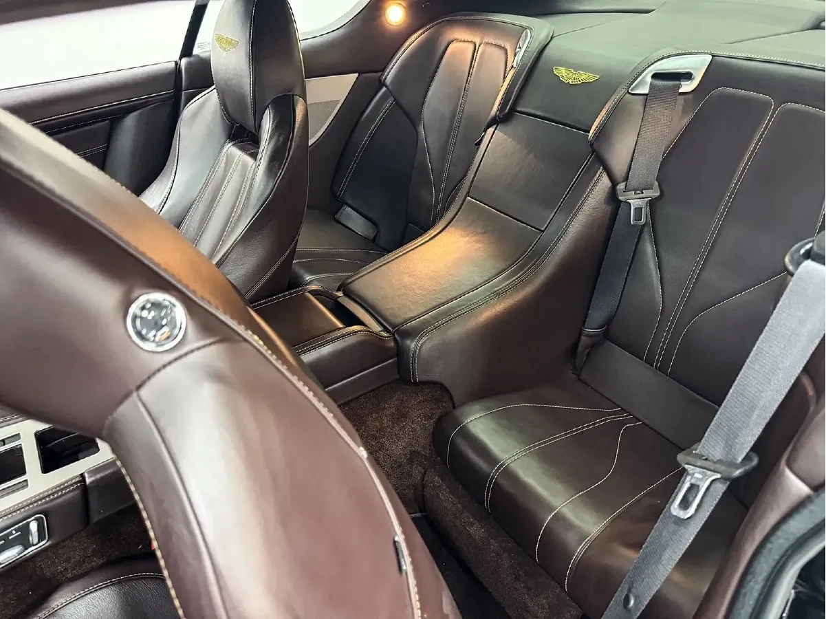 2013 Aston Martin DB9 6.0L 517HP V12 6AT,autocango,china used car exporter,china ev exporter,chinese used car exporter,chinese used ev exporter