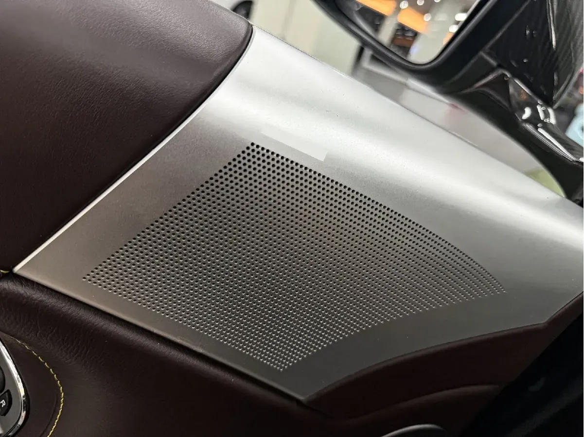 2013 Aston Martin DB9 6.0L 517HP V12 6AT,autocango,china used car exporter,china ev exporter,chinese used car exporter,chinese used ev exporter