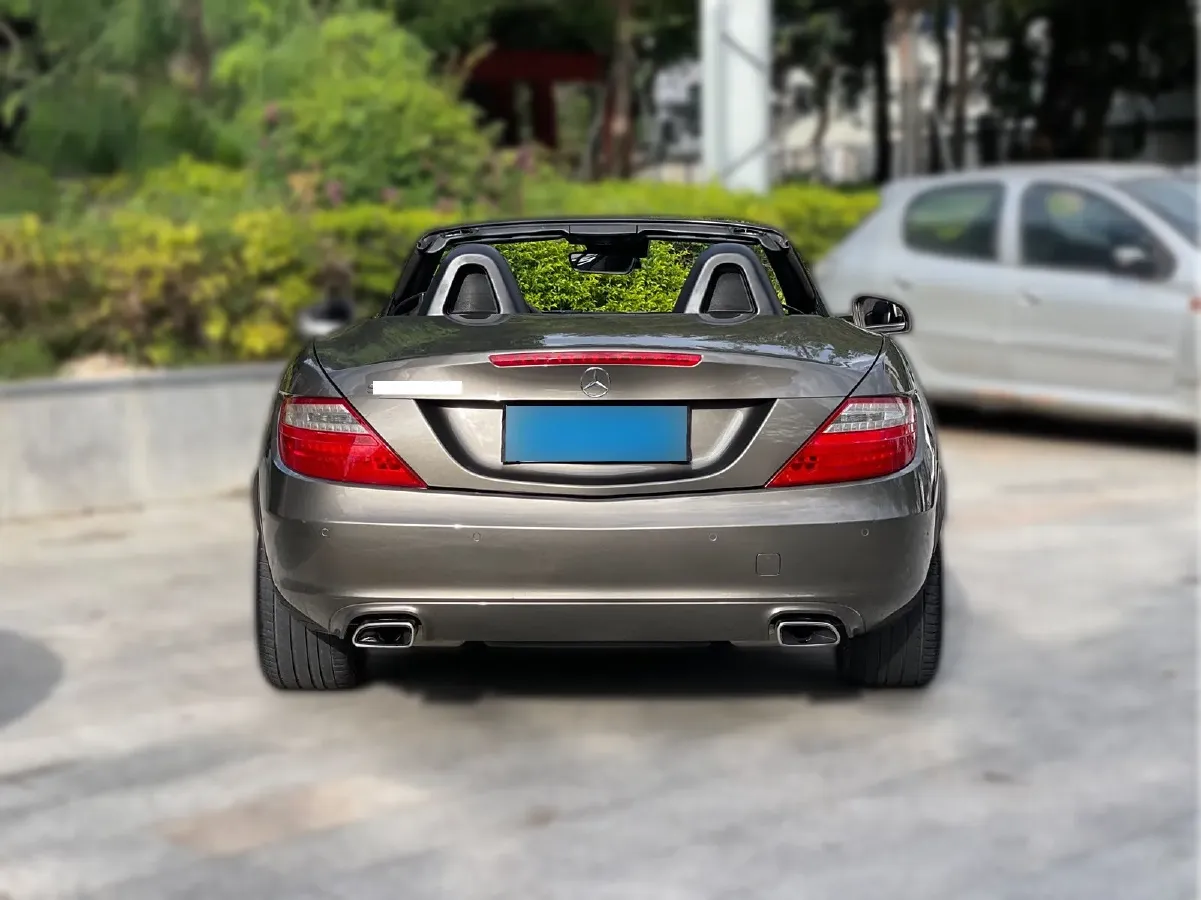 2011 Mercedes-Benz SLK Class 1.8T 184HP L4 7AT,autocango,china used car exporter,china ev exporter,chinese used car exporter,chinese used ev exporter