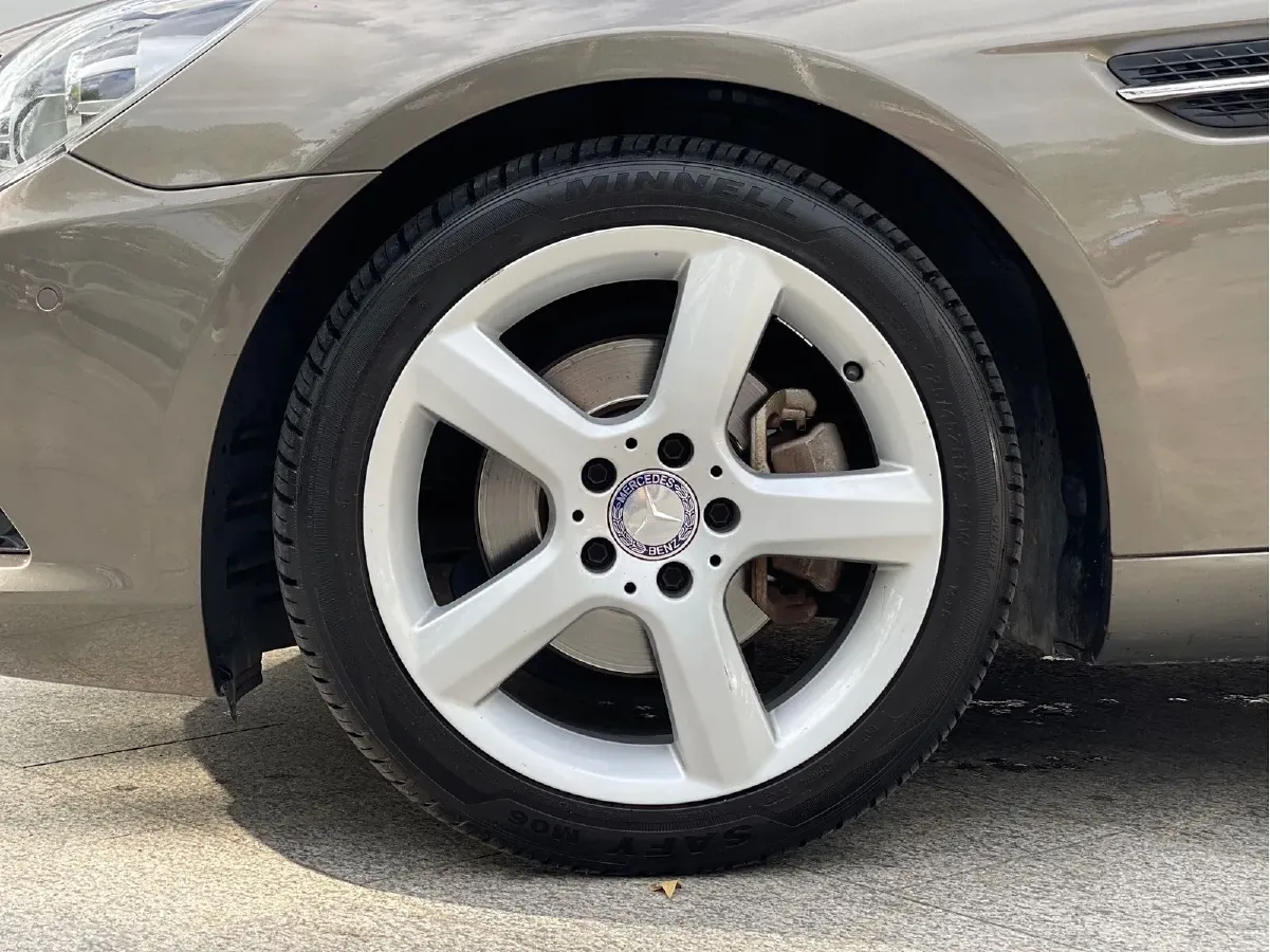 2011 Mercedes-Benz SLK Class 1.8T 184HP L4 7AT,autocango,china used car exporter,china ev exporter,chinese used car exporter,chinese used ev exporter