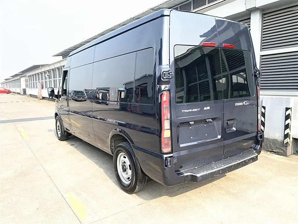 2021 Ford New Era Transit 2.2T 140HP L4 6AMT,autocango,china used car exporter,china ev exporter,chinese used car exporter,chinese used ev exporter