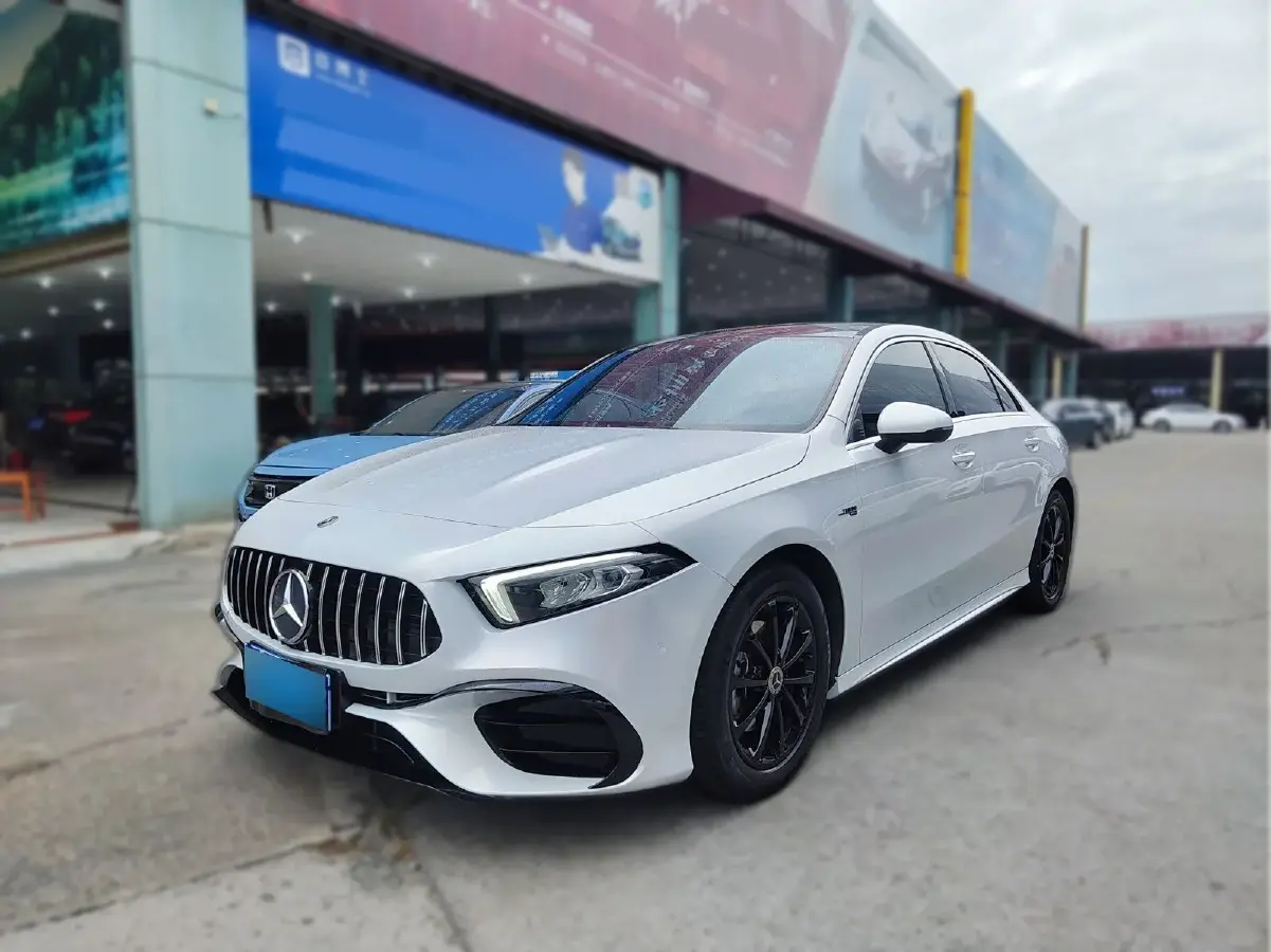 2020 Mercedes-Benz A Class 1.3T 163HP L4 7DCT