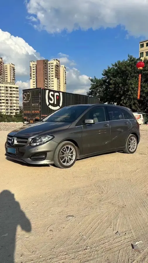 2015 Mercedes-Benz B Class 1.6T 156HP L4 7DCT