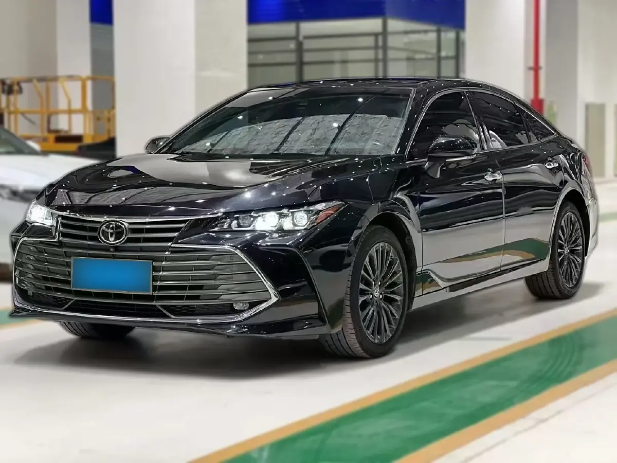 2019 Toyota Avalon 2.5L 209HP L4 8AT