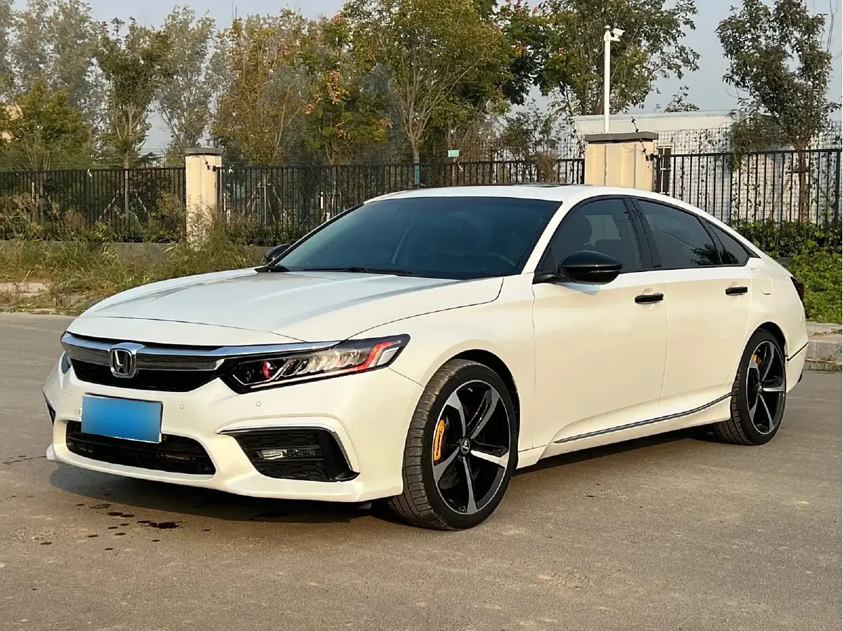 2019 Honda Inspire 1.5T 194HP L4 CVT