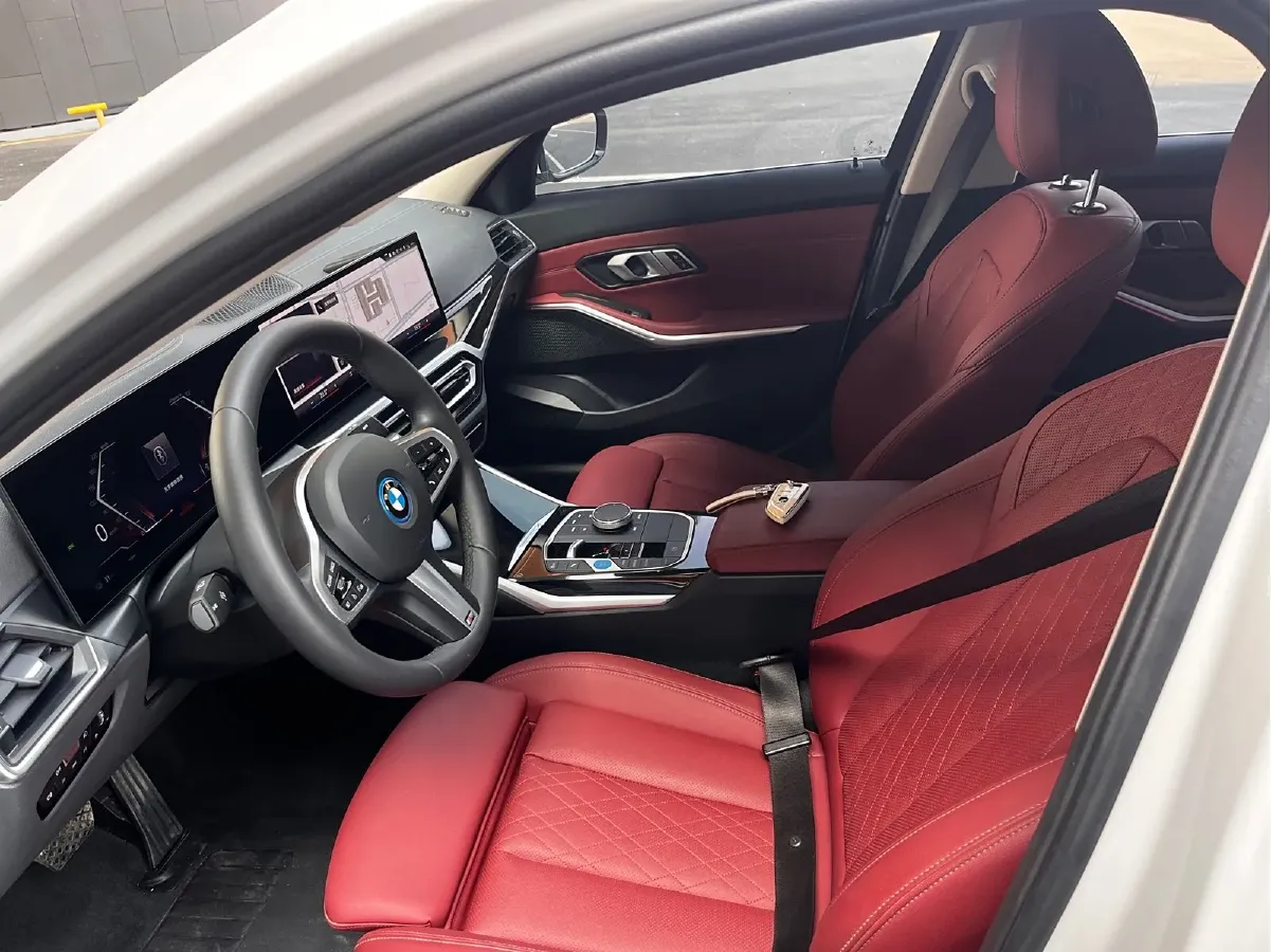 2024 BMW i3 BEV 70KWH,autocango,china used car exporter,china ev exporter,chinese used car exporter,chinese used ev exporter
