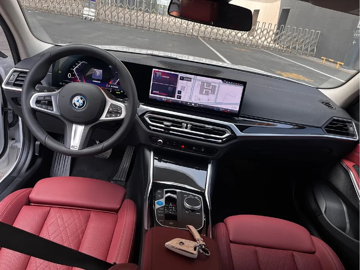 2024 BMW i3 BEV 70KWH,autocango,china used car exporter,china ev exporter,chinese used car exporter,chinese used ev exporter