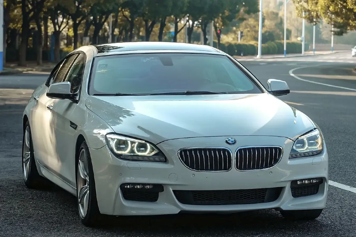 2013 BMW 6 Series 3.0T 320HP L6 8AT