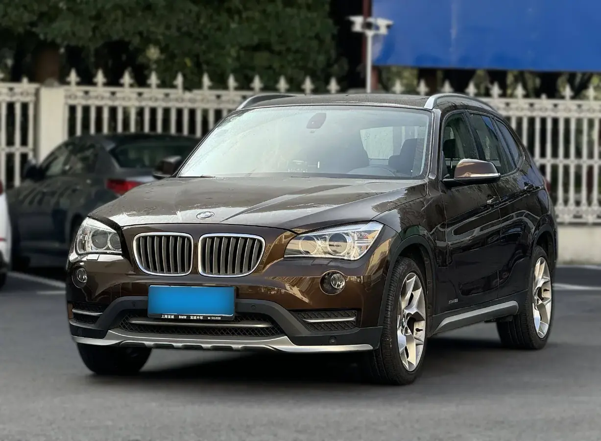 2014 BMW X1 2.0T 156HP L4 8AT